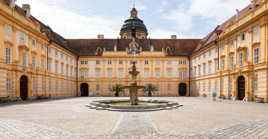 Vienna: Wachau Valley, Melk Abbey Tour with Danube Boat Trip - Getting from Vienna to the Wachau Valley without turning the day into a hassle