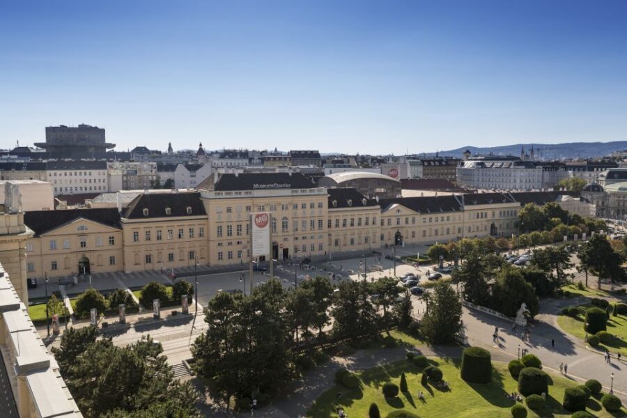 Vienna: Walking Tour of the MuseumsQuartier with Guide - Starting at MQ Point: getting oriented fast