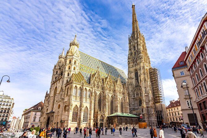 Vienna Walking Tour with Audioguide on Your Smartphone - The real payoff: using an audio guide as your Vienna orientation