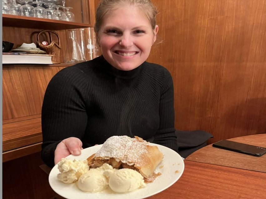 Vienna: Wiener Schnitzel and Strudel Cooking Class - Why This Vienna Schnitzel and Strudel Class Makes a Great Evening