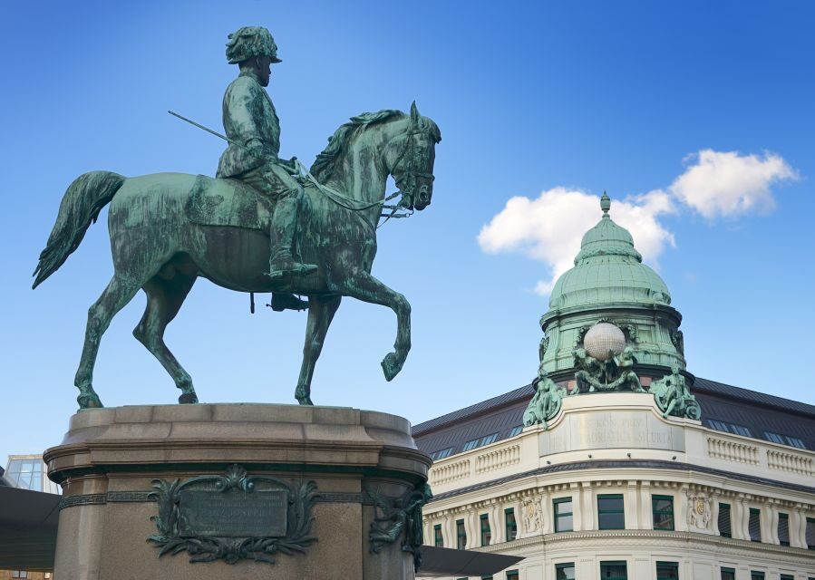 Vienna: World War II Historical Walking Tour - Walking Time, Stops, and Listening Tech That Helps
