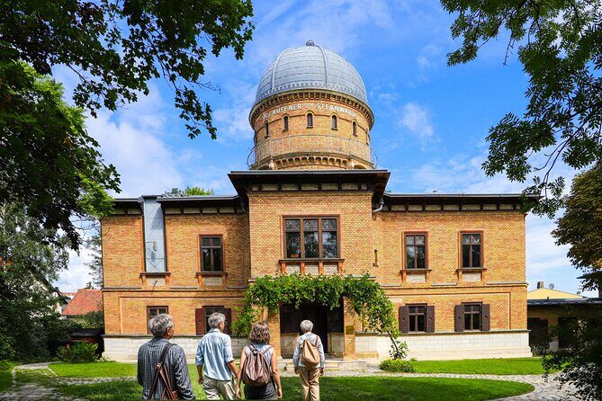 Vienna's Hills Private tour: Nature & Hidden Architectural Jewels - Steinhof hills are Vienna’s smart side quest