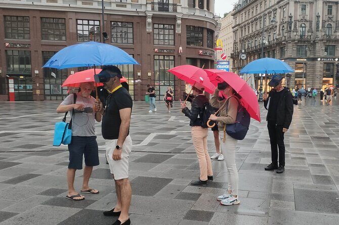 Walking Tours for Time Travelers - Walking Practicalities: Pace, Distance, and Comfort